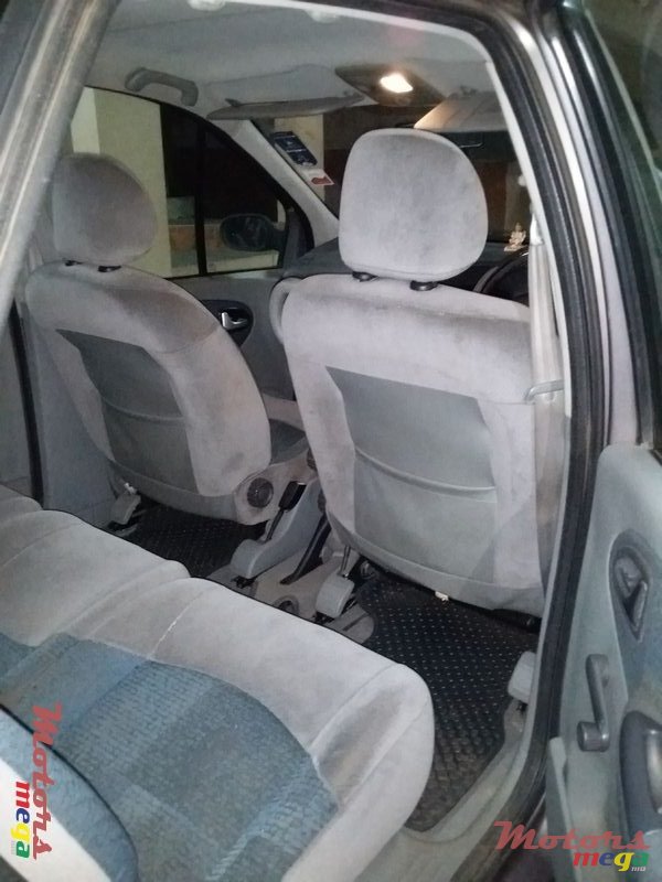 2002' Renault Scenic photo #4