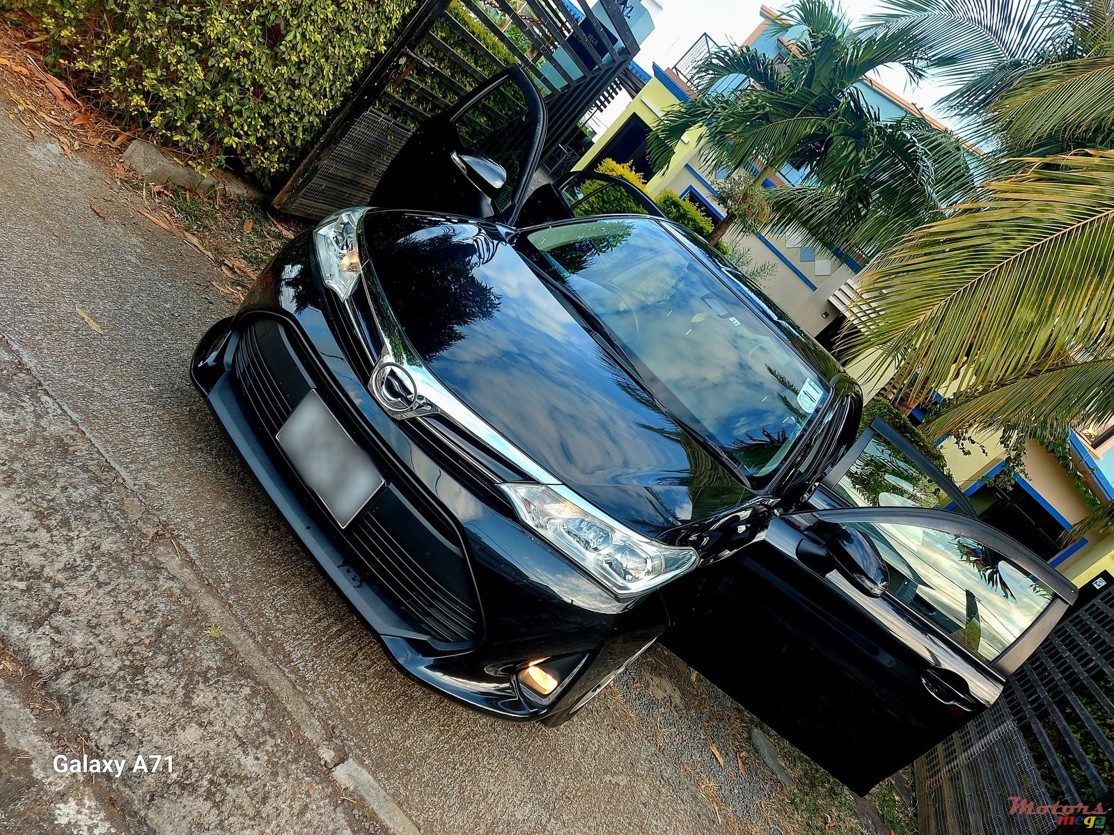 2018' Toyota Axio Dorigin photo #1