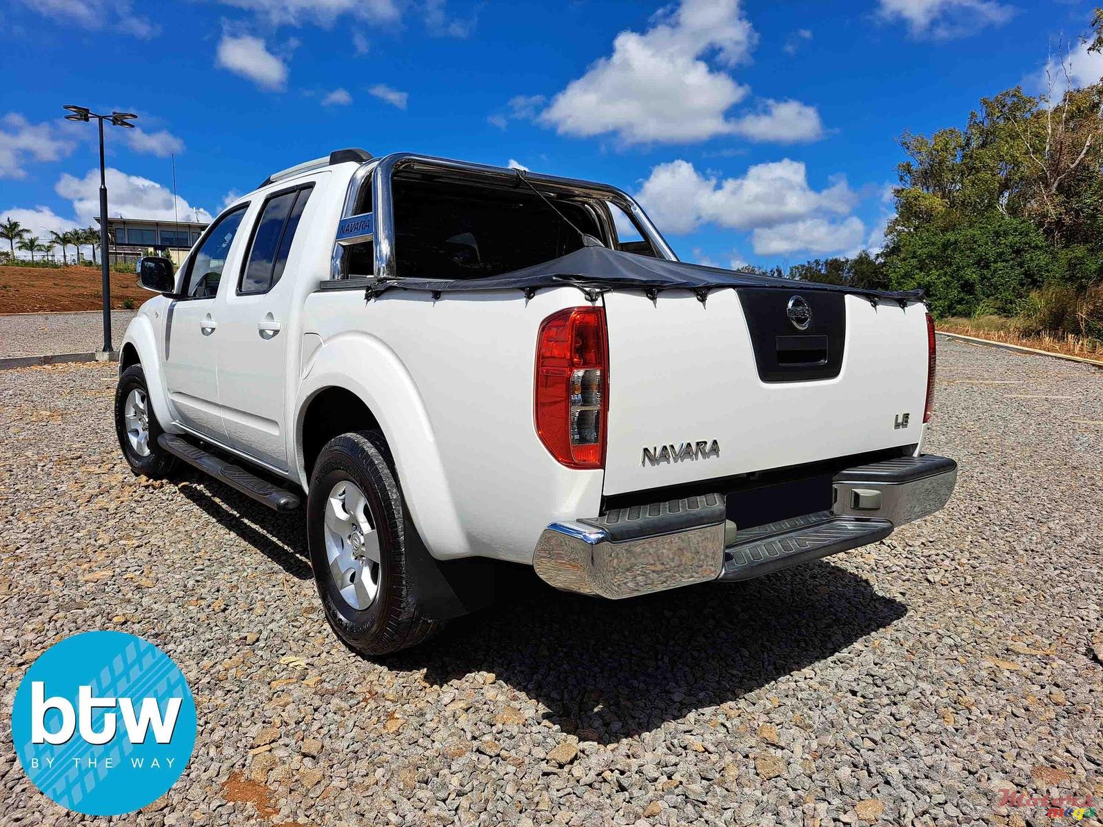 2017' Nissan Navara photo #4