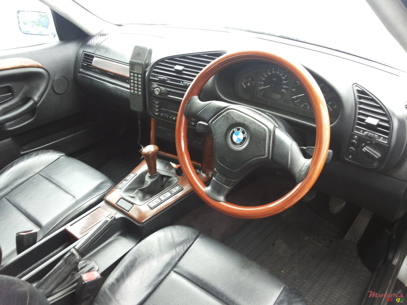 1997' BMW 318 photo #3