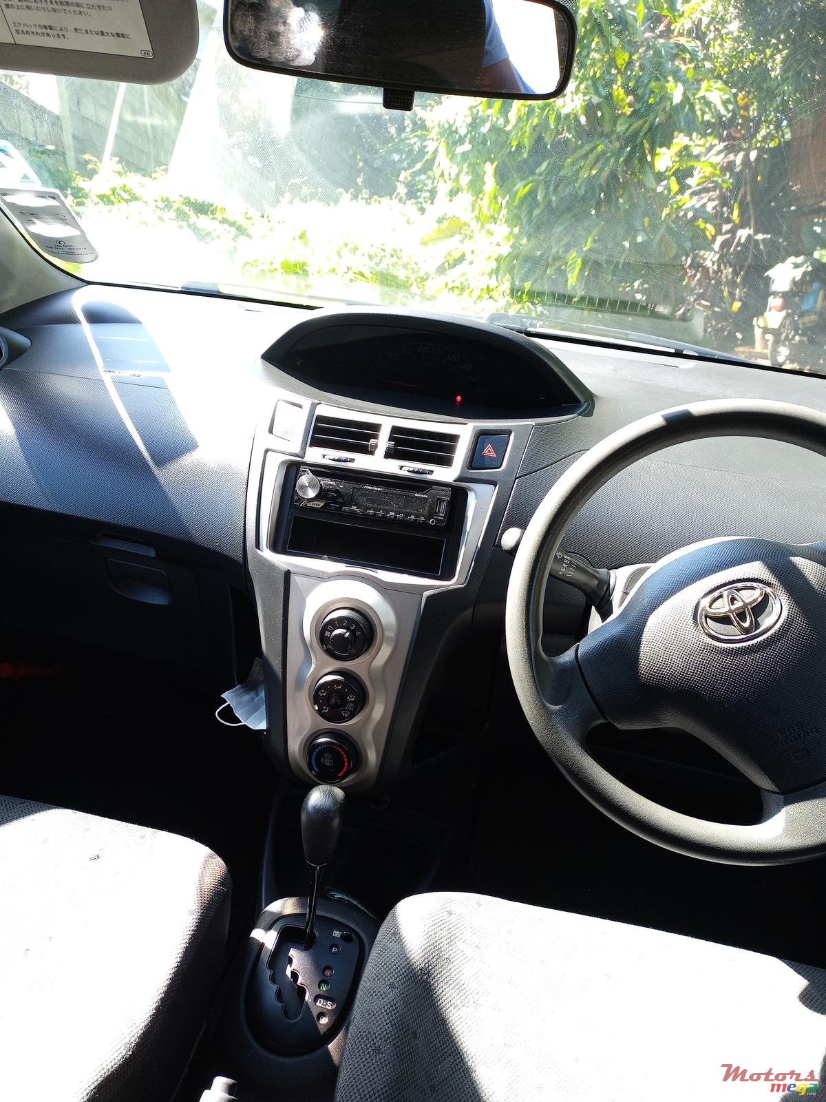 2020' Toyota Vitz ZZ photo #4