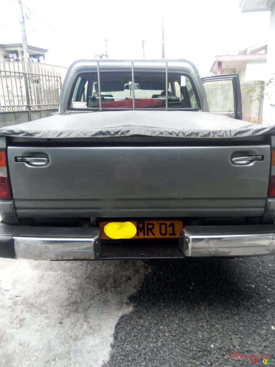 2001' Isuzu TFR photo #2