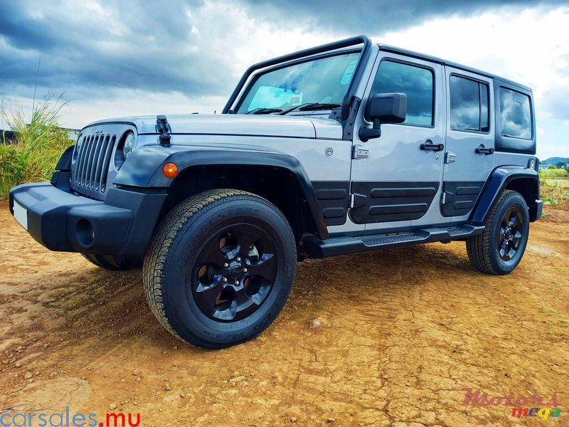 2019' Jeep Wrangler Unlimited Sahara Edition 3.6V6 photo #1