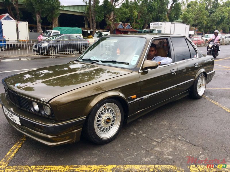 1988' BMW 3 Series Model E30 photo #2