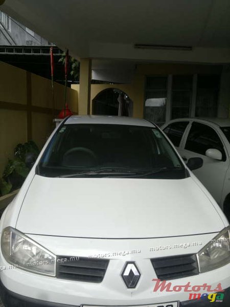 2006' Renault MEGANE 1.6 photo #1