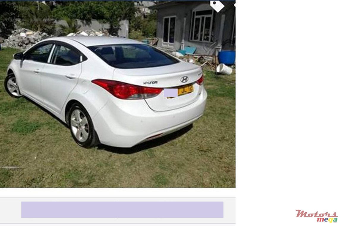 2012' Hyundai Elantra photo #1