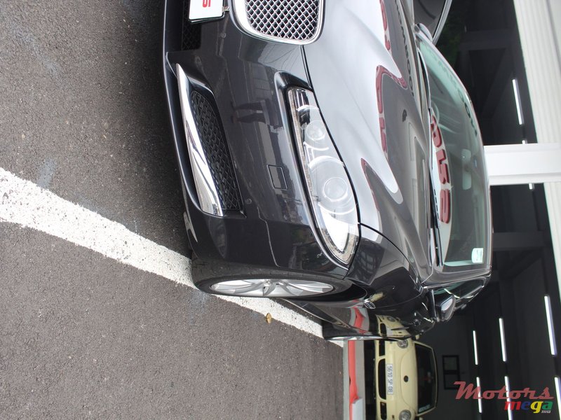 2014' Jaguar XF 2.0L photo #3
