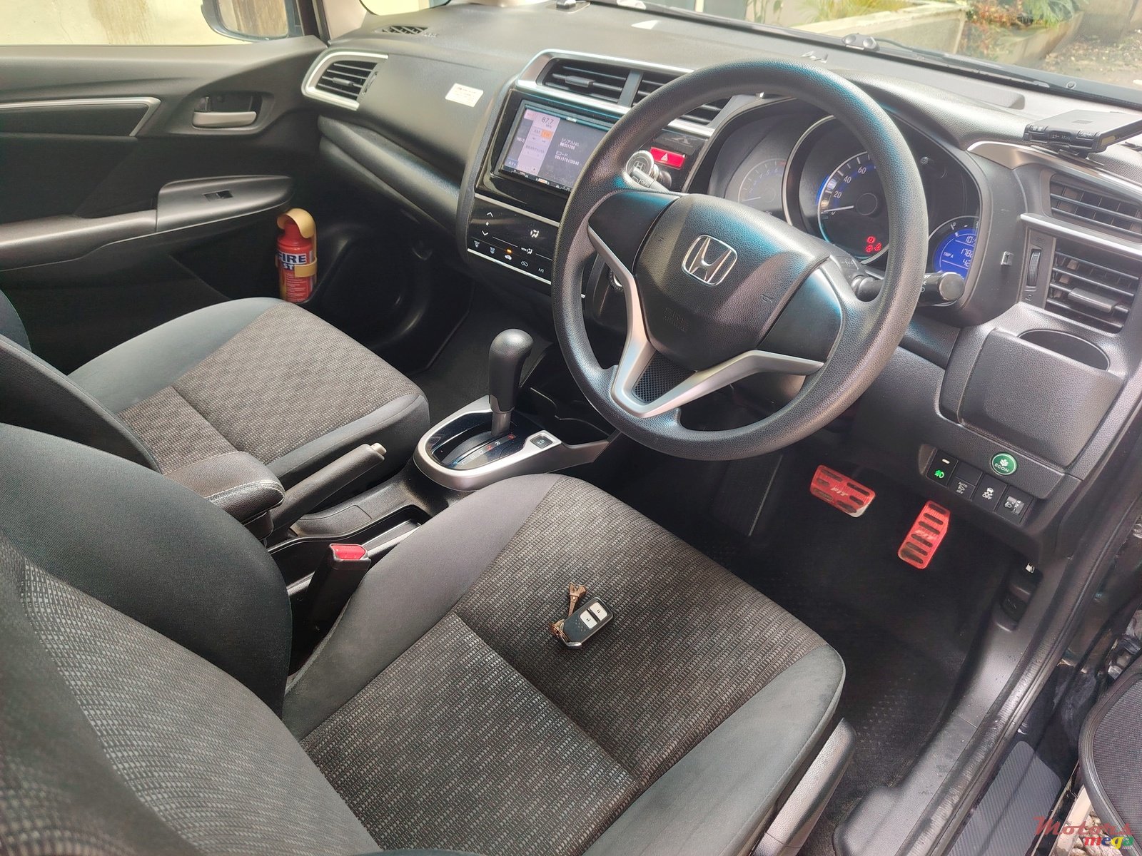 2015' Honda Fit essence auto photo #2