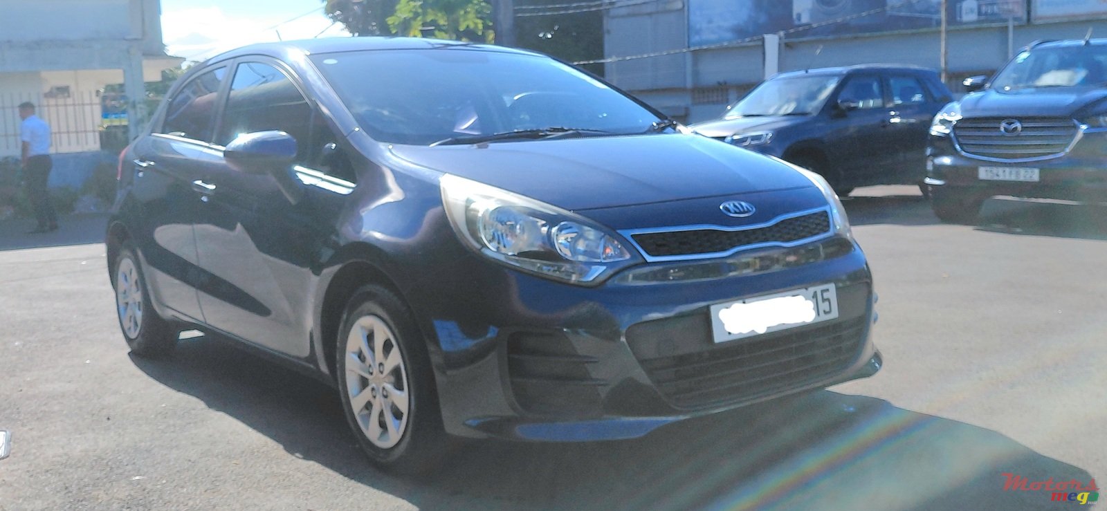 2015' Kia Rio photo #1