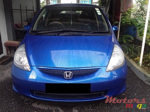 2005' Honda Jazz photo #2