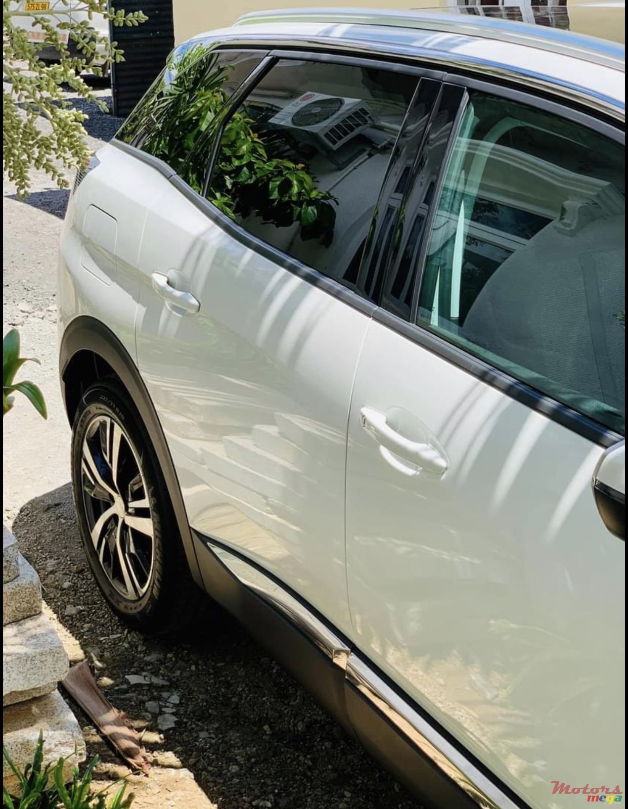 2019' Peugeot 3008 Puretech photo #3