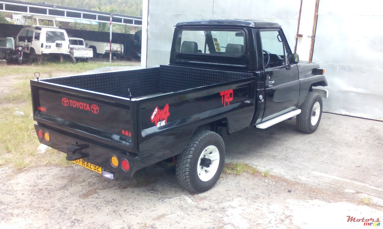 1992' Toyota Land Cruiser photo #1