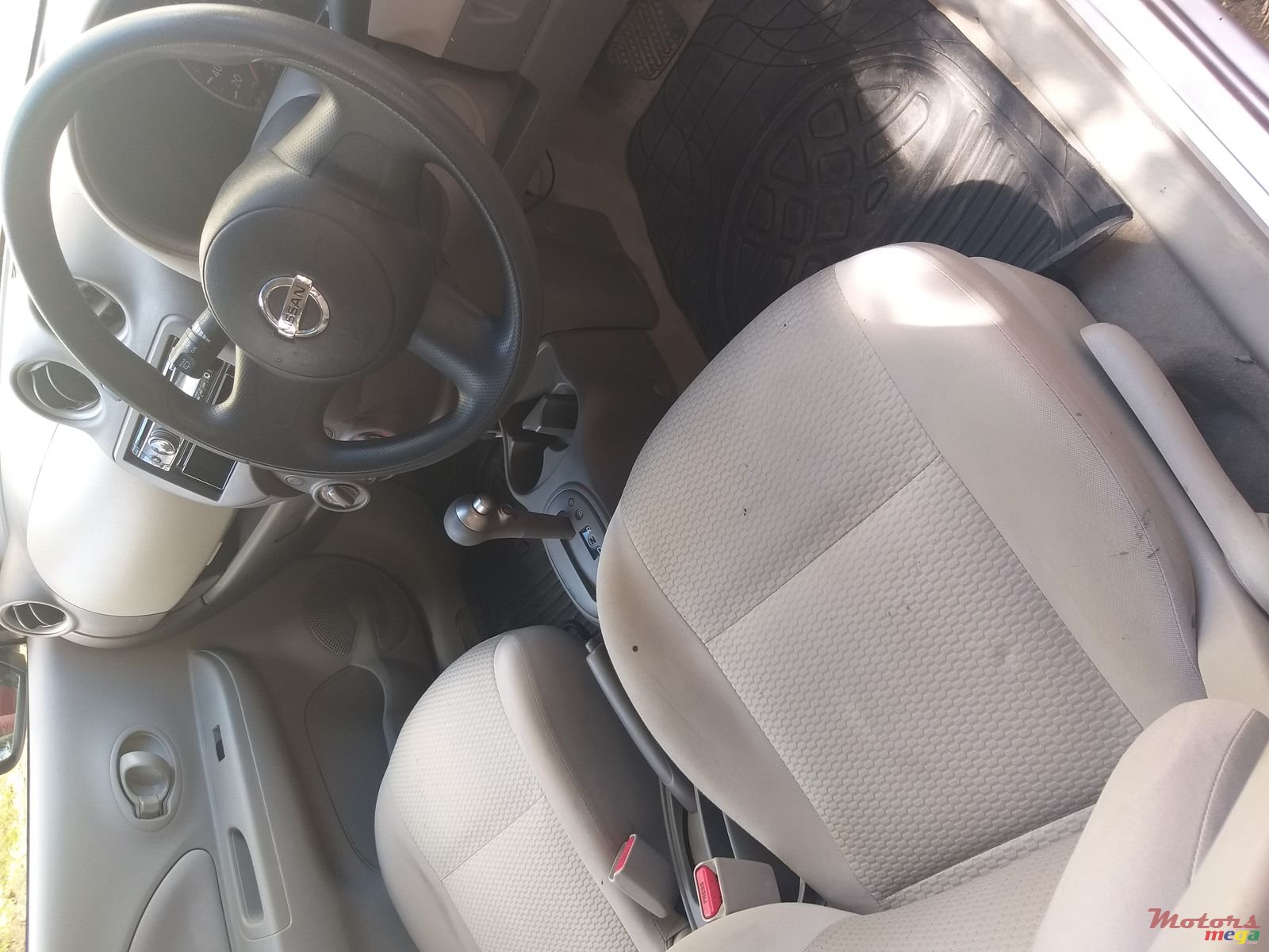 2013' Nissan March photo #4