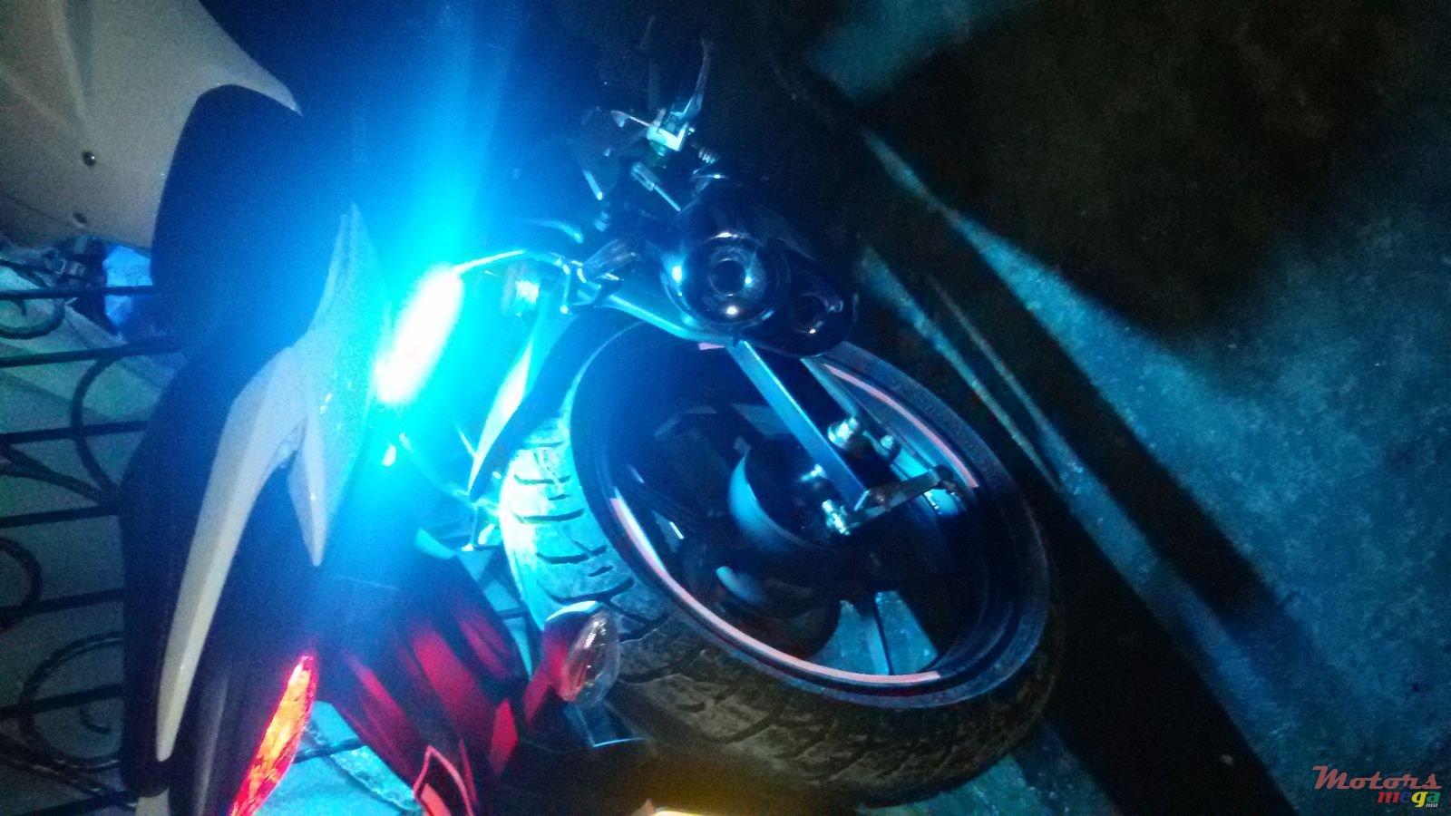 2016' Suzuki photo #6