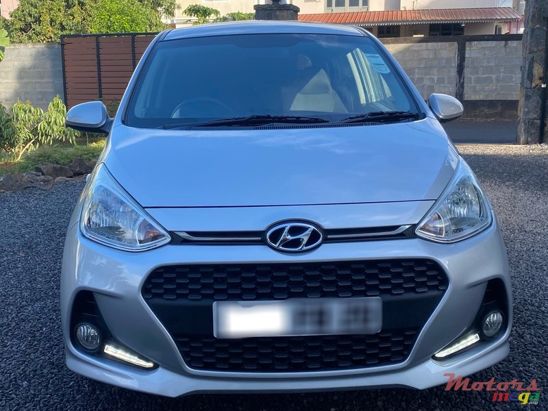 2020' Hyundai i10 Automatic photo #1