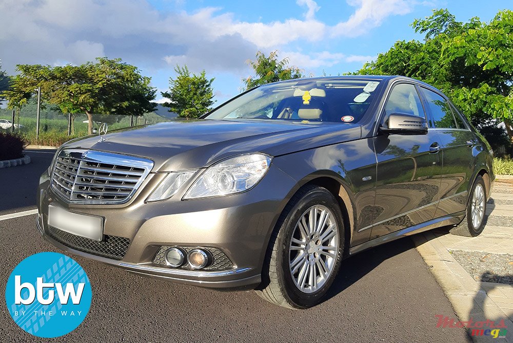 2010' Mercedes-Benz E 250 photo #2