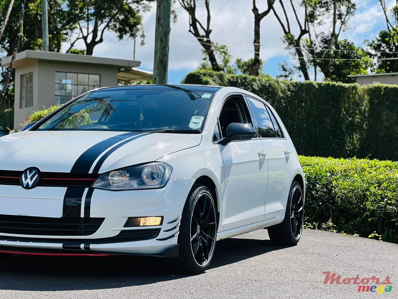 2015' Volkswagen Golf 7 photo #5