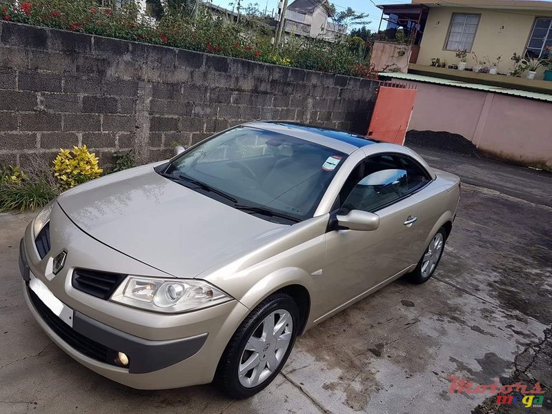 2007' Renault Megane Decapotable photo #6