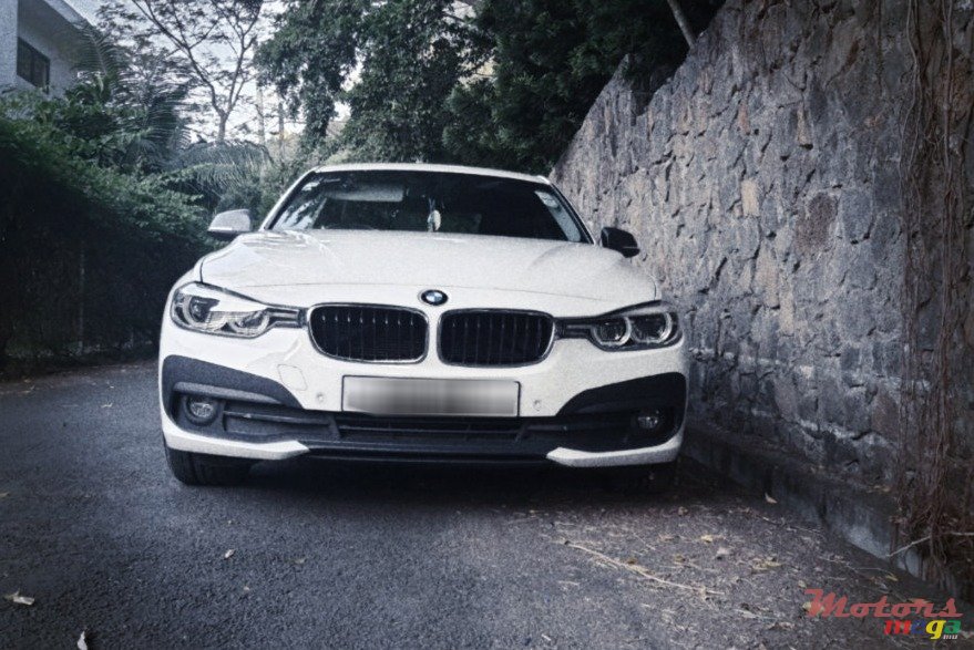 2016' BMW 318 M package photo #1