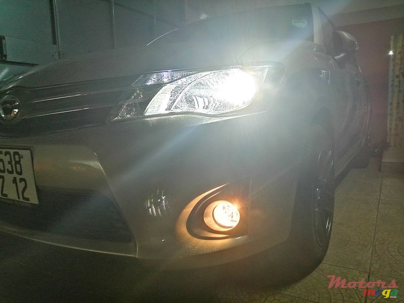 2012' Toyota Axio photo #1