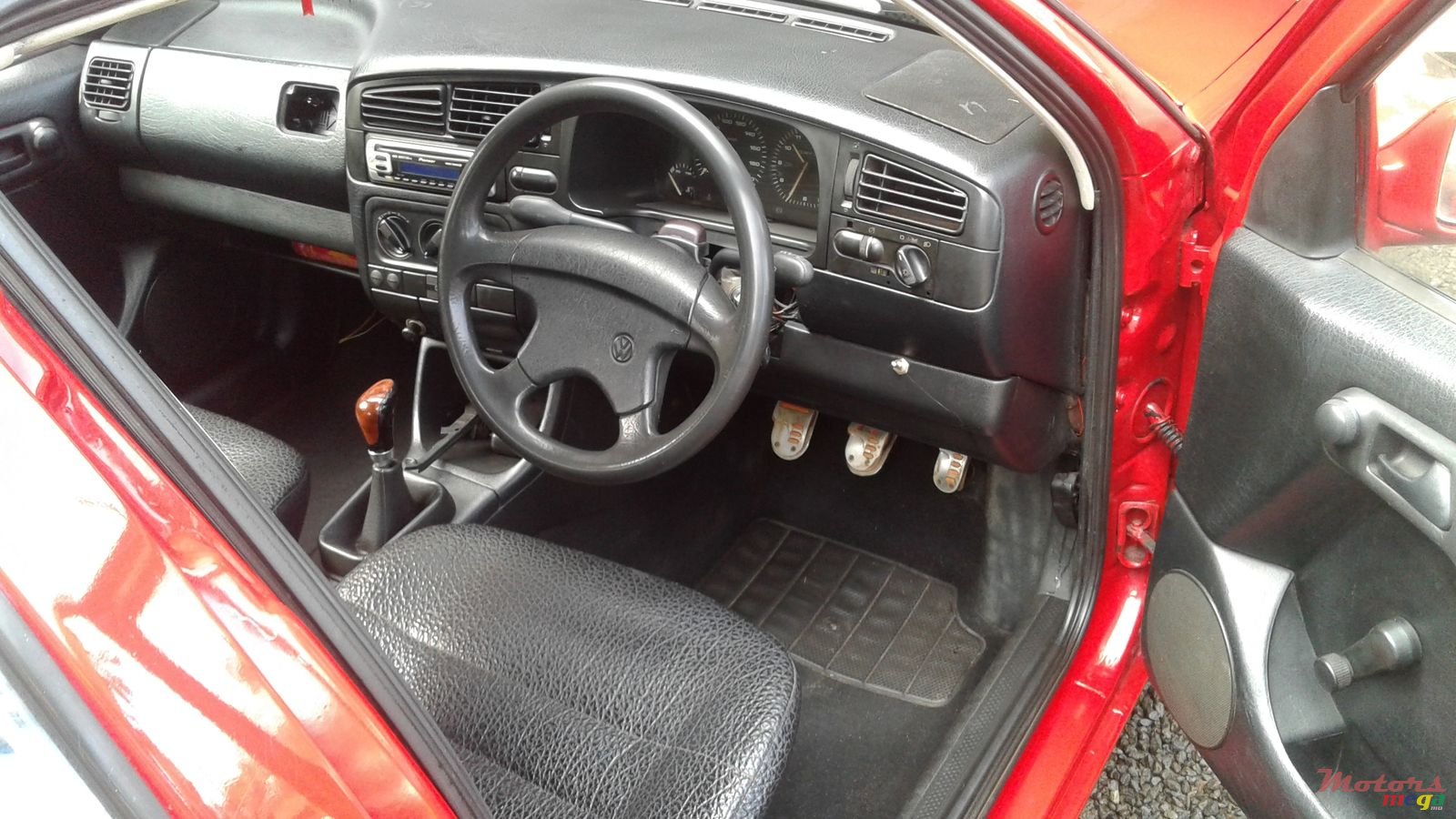 1994' Volkswagen Vento photo #2