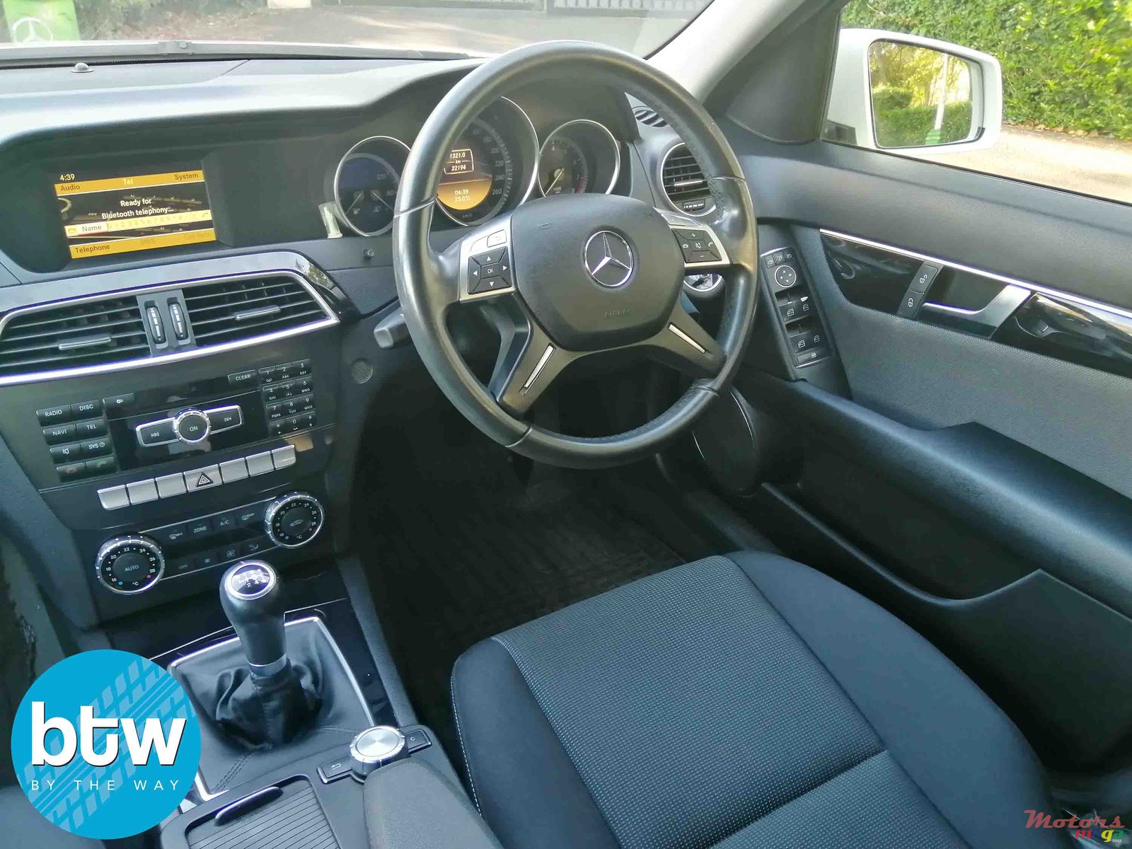 2012' Mercedes-Benz C-Class 180 photo #5