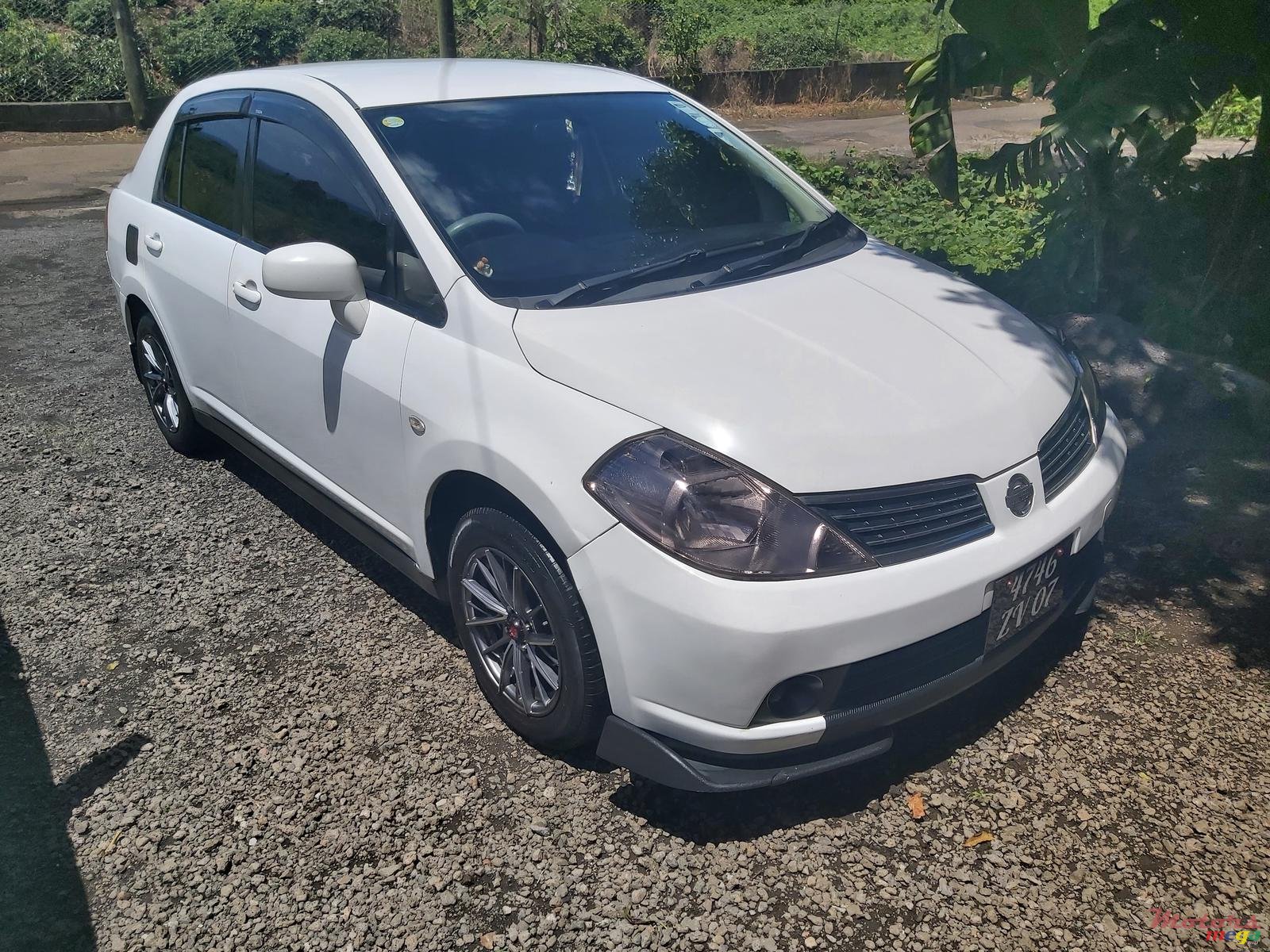 2007' Nissan Tiida photo #6