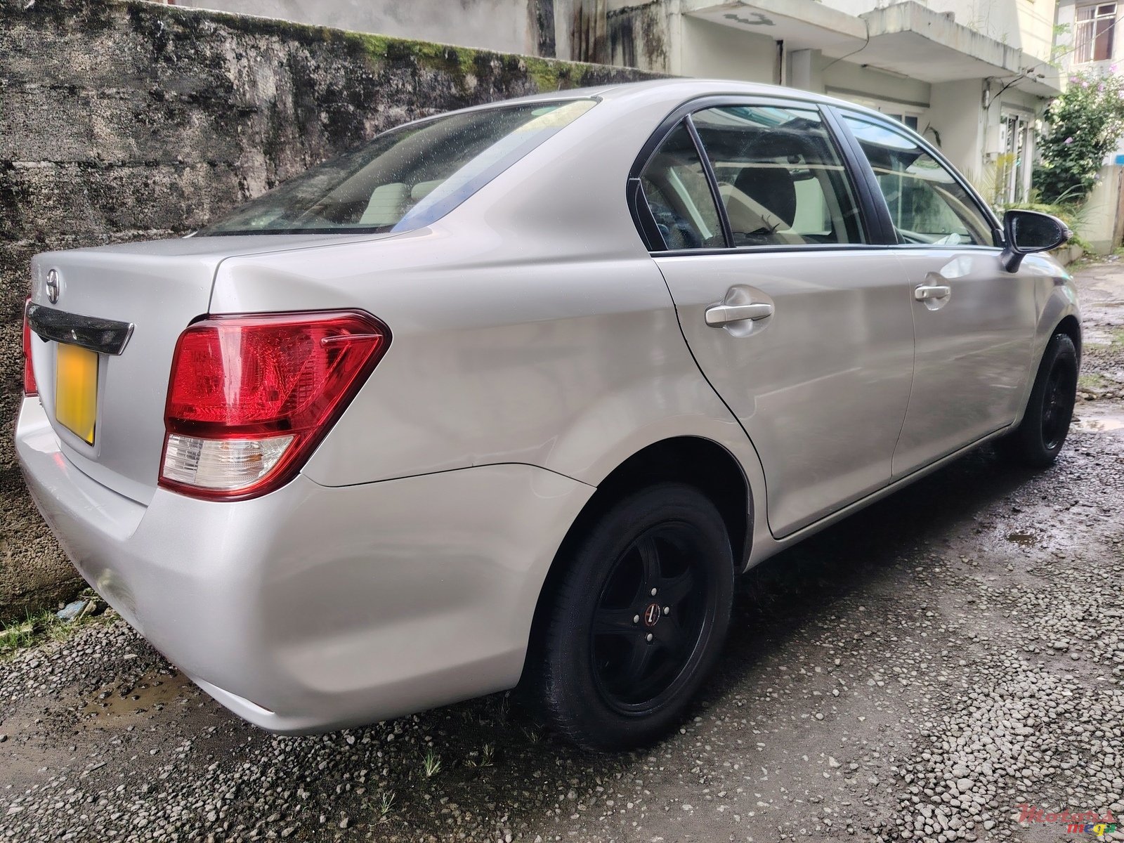 2013' Toyota Axio Automatic photo #3