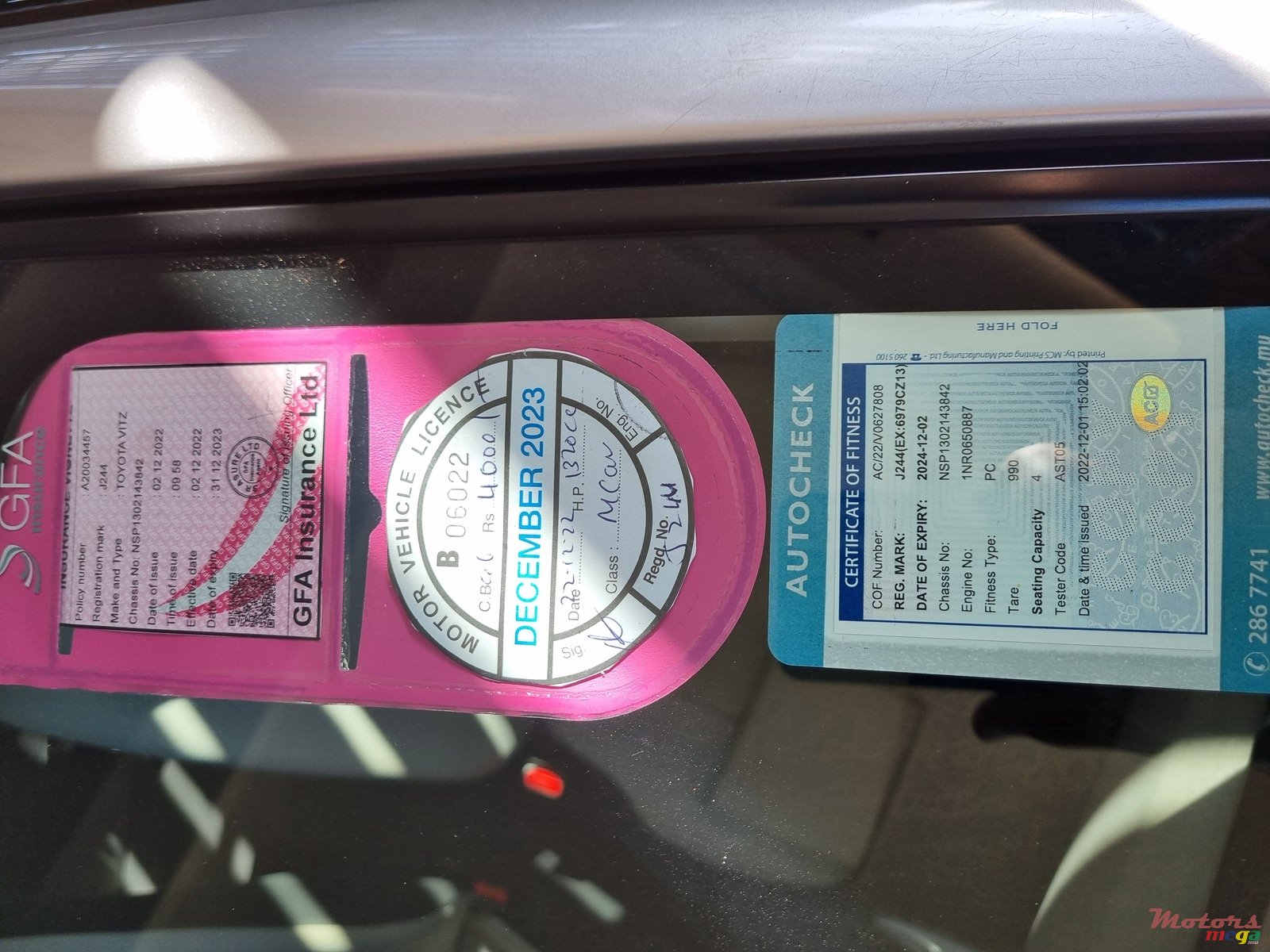 2013' Toyota Vitz Alloy wheels,rear camera photo #7