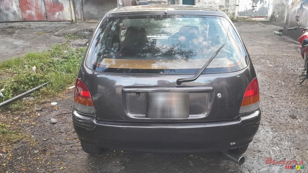 1996' Toyota Starlet photo #2