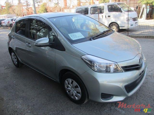 2011' Toyota Vitz photo #1