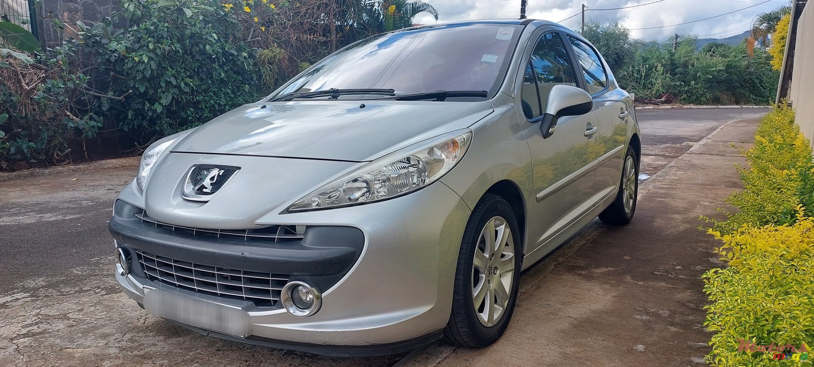 2008' Peugeot 207 photo #5