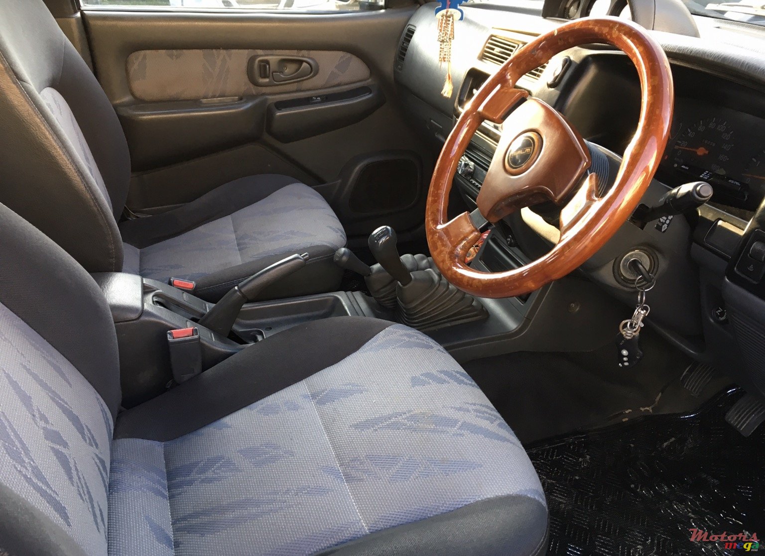 1999' Mitsubishi L 200 photo #2