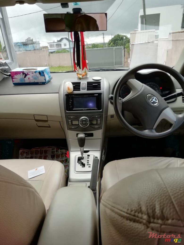 2011' Toyota Axio photo #7