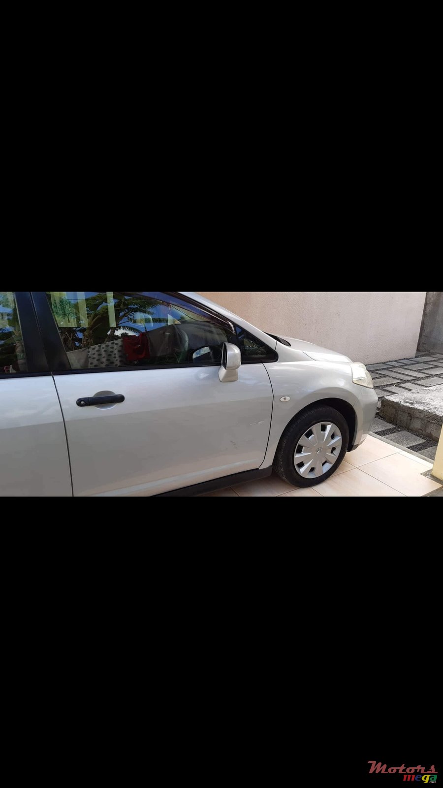 2008' Nissan Tiida sedan photo #2