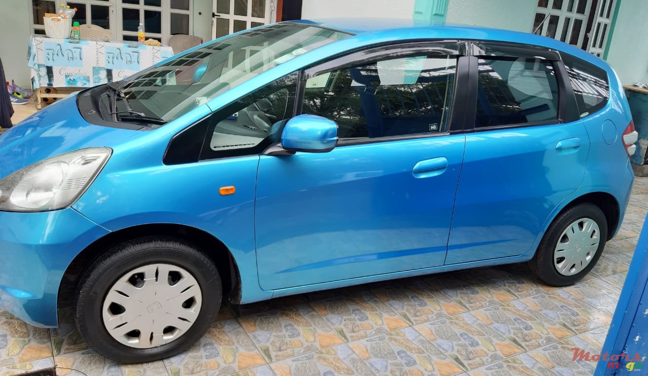 2009' Honda Fit photo #1