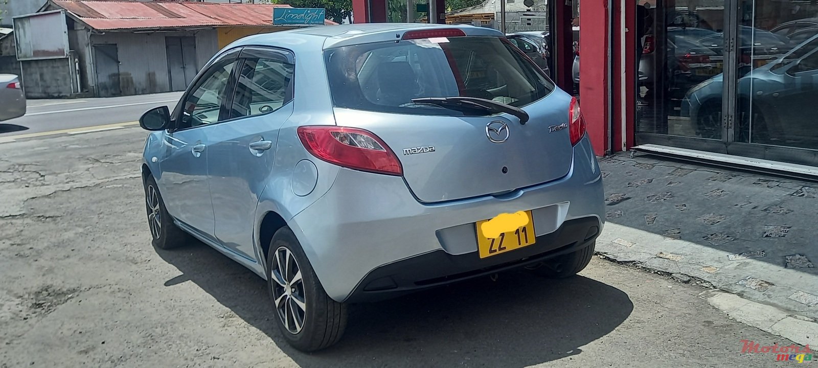 2011' Mazda Demio photo #3