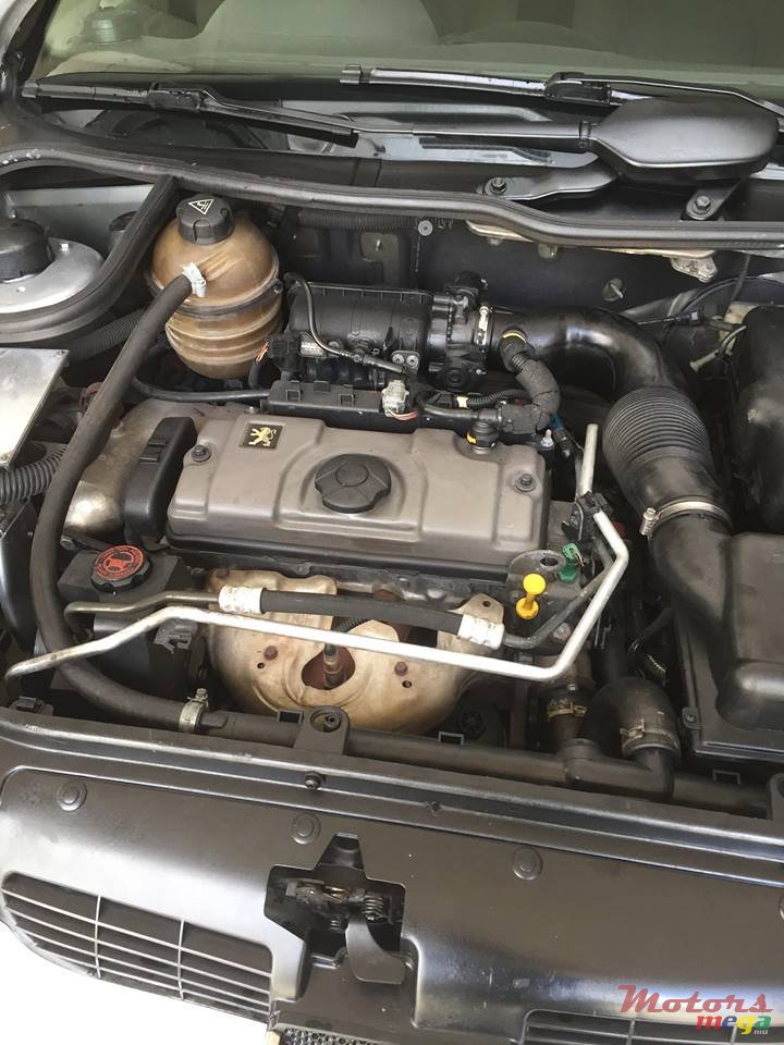 2005' Peugeot 206 photo #2