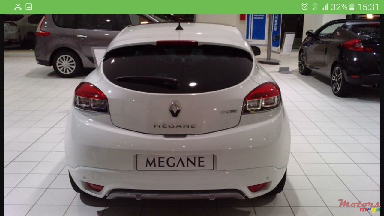 2012' Renault Megane Coupe GT line photo #2