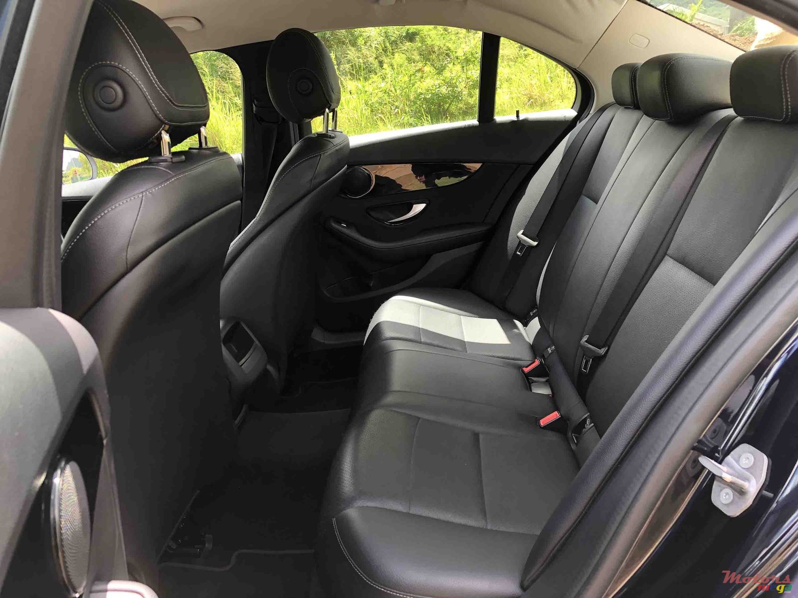 2016' Mercedes-Benz C 180 photo #5