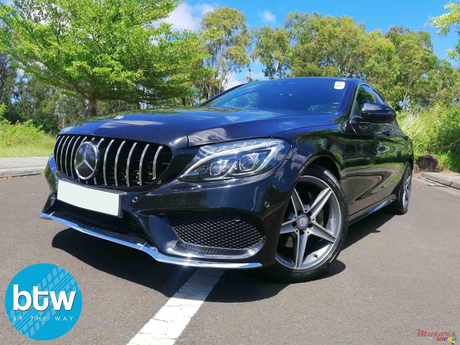 2014' Mercedes-Benz C-Class photo #2