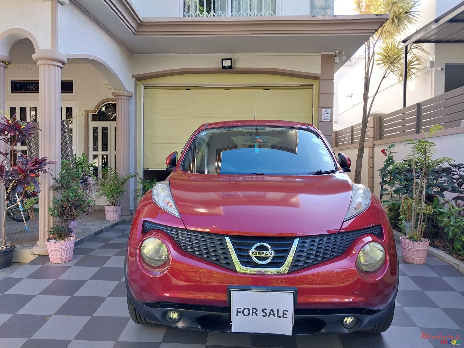 2011' Nissan Juke photo #6