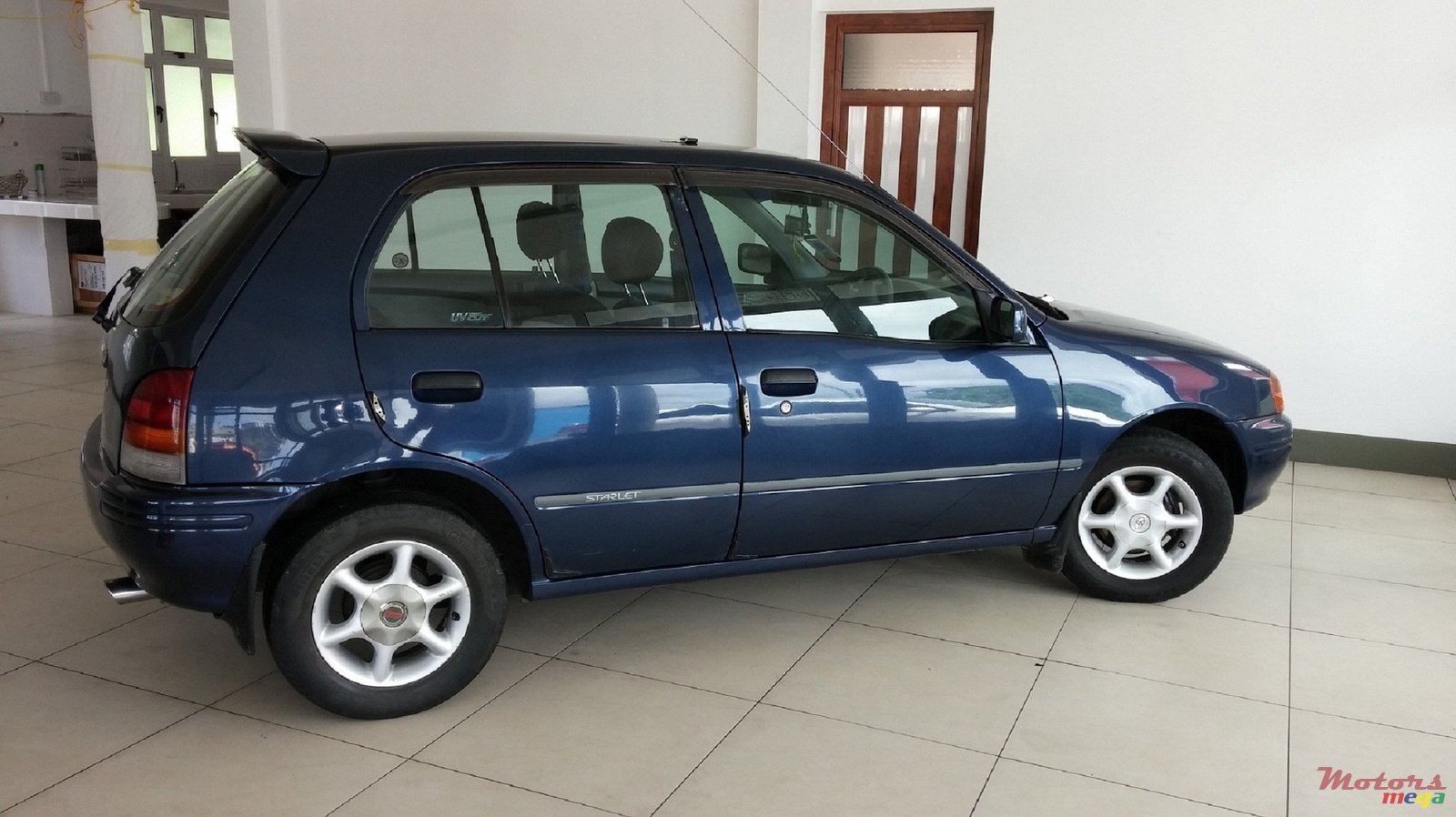1996' Toyota Starlet reflet X photo #1