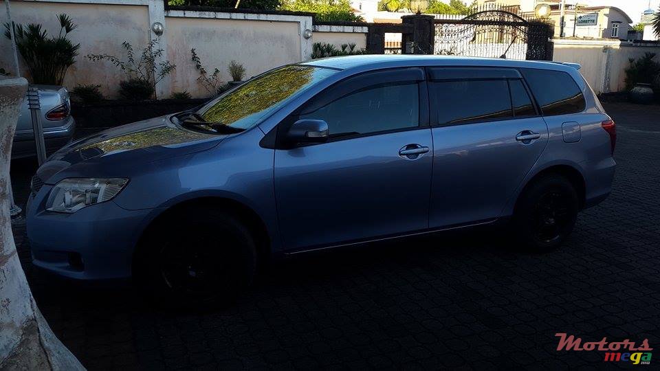 2009' Toyota photo #1