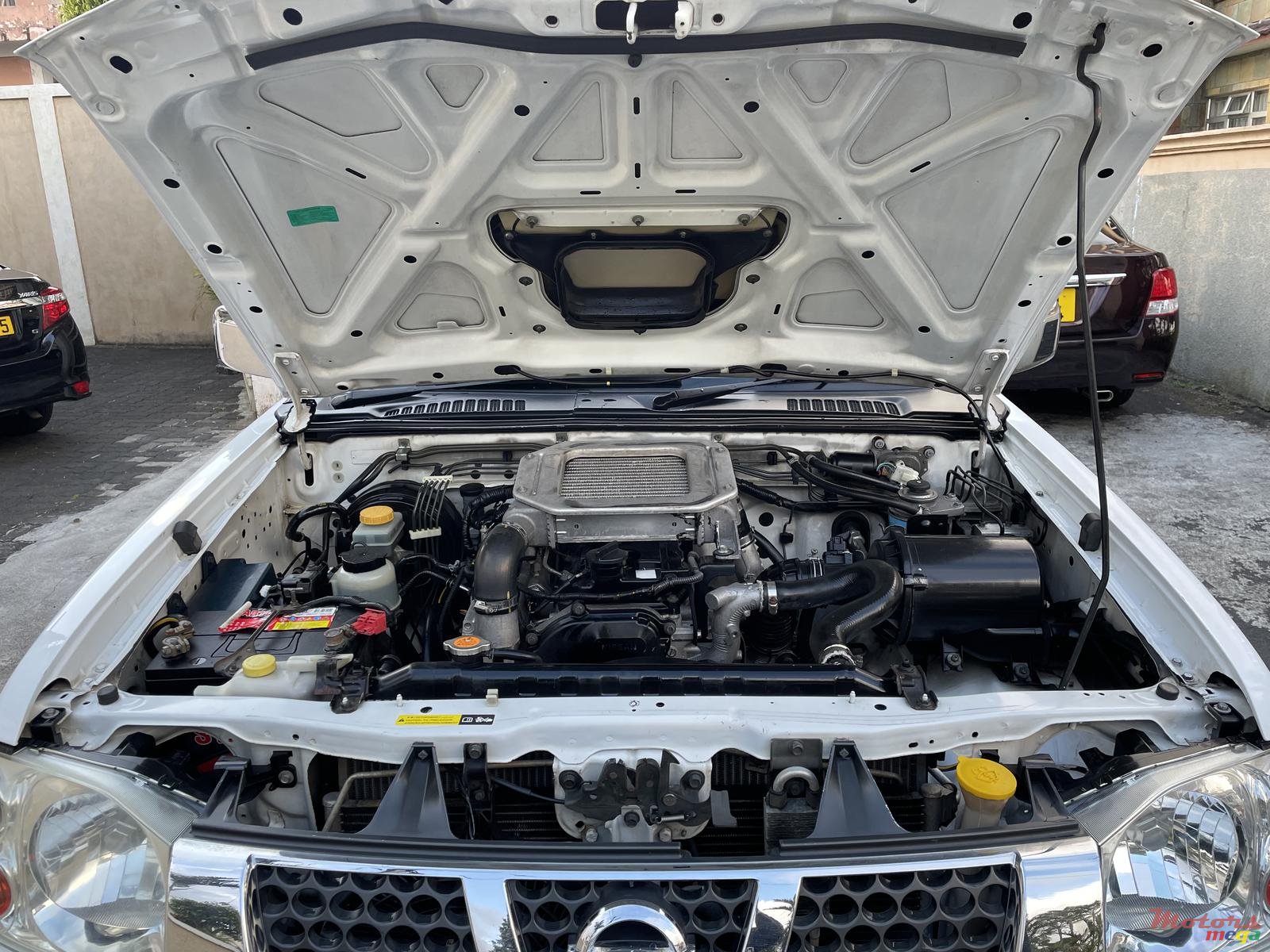 2014' Nissan NP300 4x2 photo #5