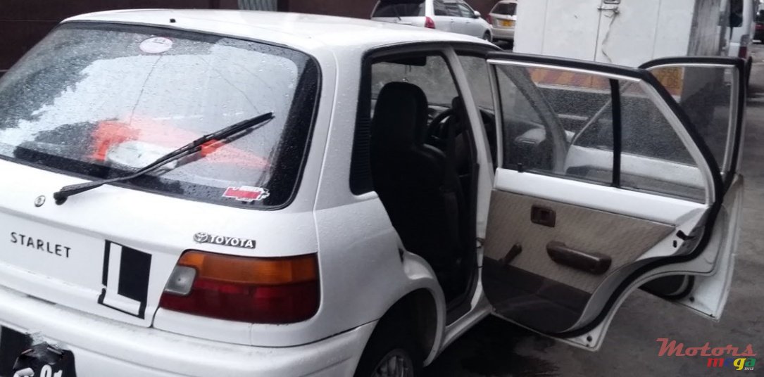 1991' Toyota Starlet photo #7