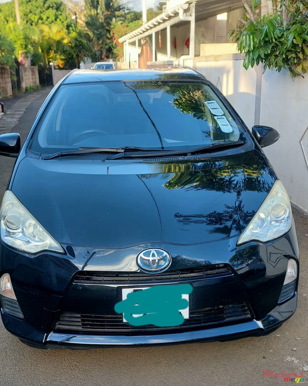 2014' Toyota Aqua photo #1