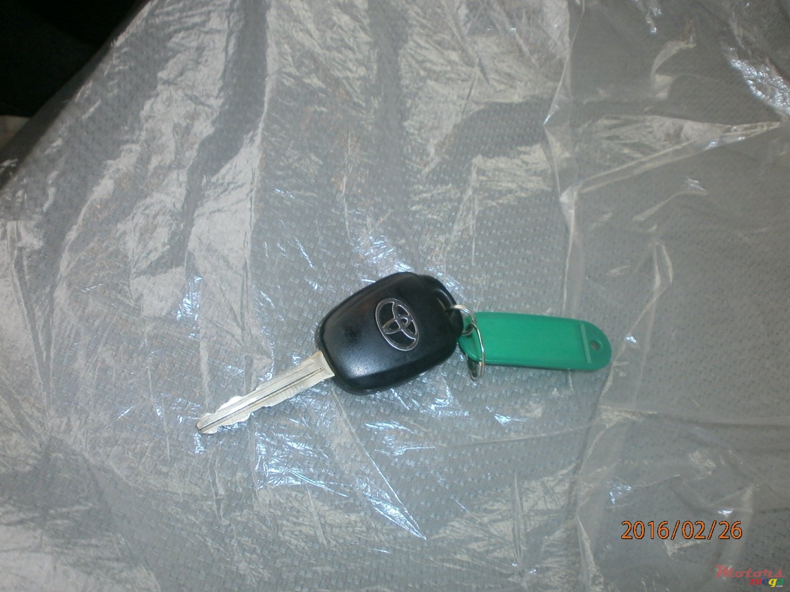 2013' Toyota Vitz Vitz photo #6