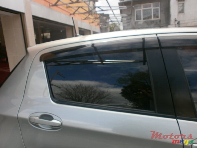 2011' Toyota Vitz local photo #6