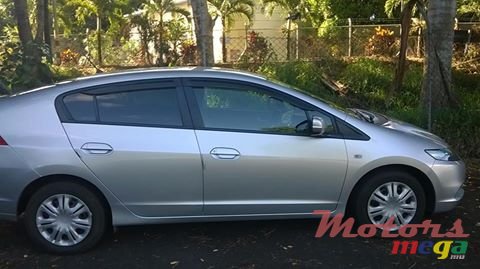 2011' Honda Insight photo #1